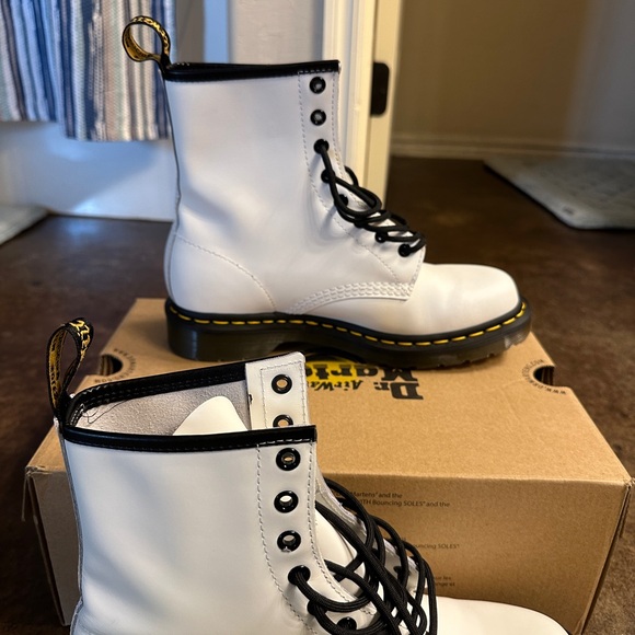 Dr. Martens White Boots with Black Laces - Picture 3 of 5